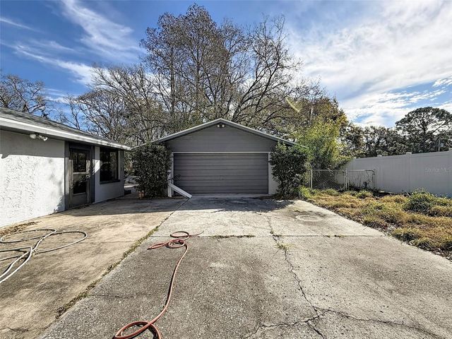 6529 HEREFORD DRIVE, Lakeland, FL 33810