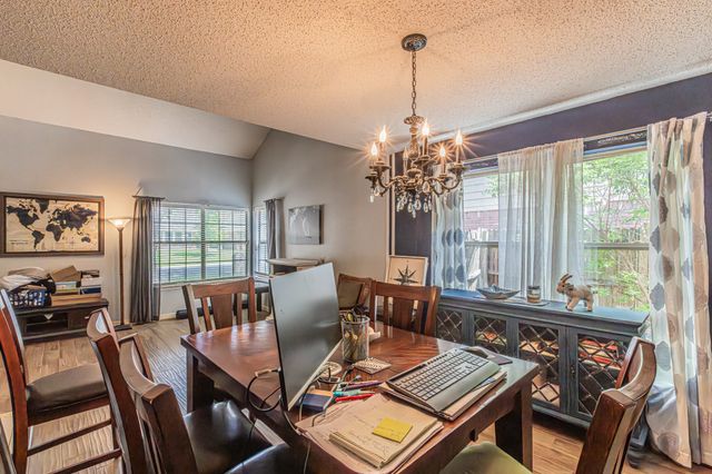 2110 Cold Springs Drive, Arlington, TX 76017