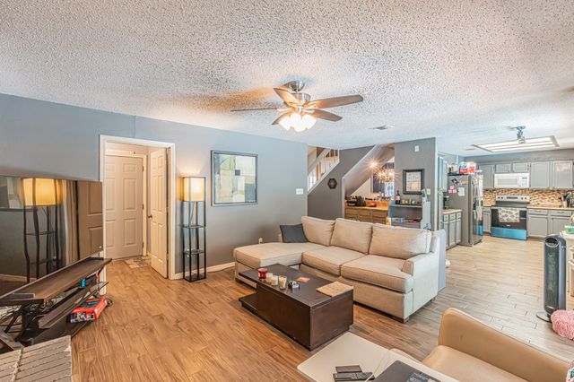 2110 Cold Springs Drive, Arlington, TX 76017