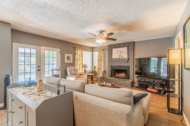 2110 Cold Springs Drive, Arlington, TX 76017