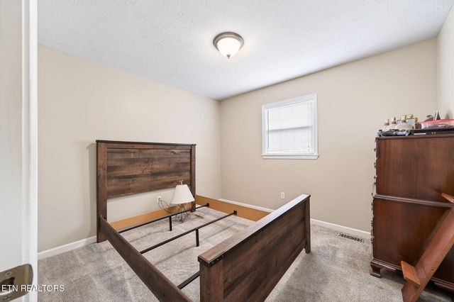 150 Dillon St, Crossville, TN 38555