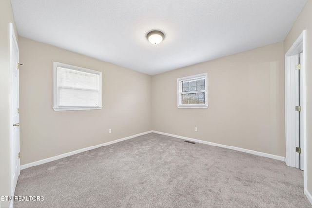 150 Dillon St, Crossville, TN 38555