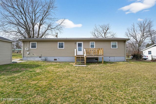 150 Dillon St, Crossville, TN 38555