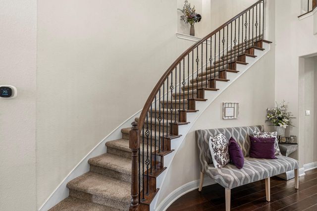 235 Senna DR, Dripping Springs, TX 78620