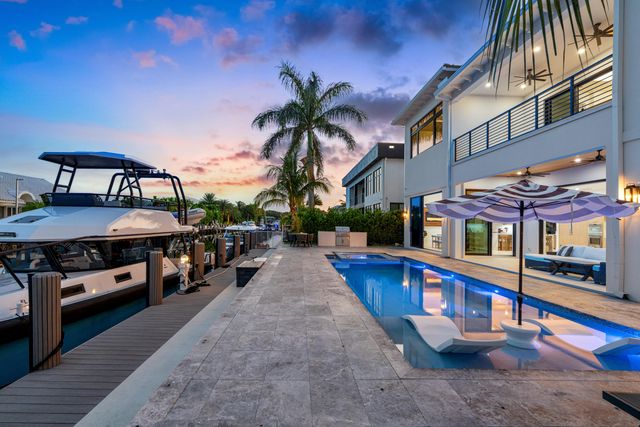 2420 NE 48th Street, Lighthouse Point, FL 33064