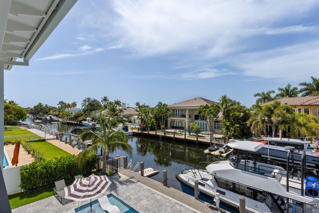 2420 NE 48th Street, Lighthouse Point, FL 33064