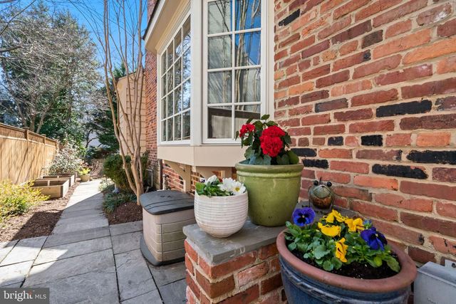 5310 ELLIOTT RD, Bethesda, MD 20816