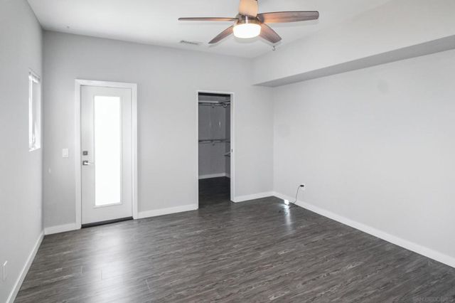 2114 Felspar, San Diego, CA 92109