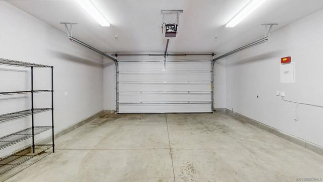 2114 Felspar, San Diego, CA 92109