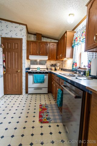 4401 S Highway 28 Highway A, Chelsea, OK 74016