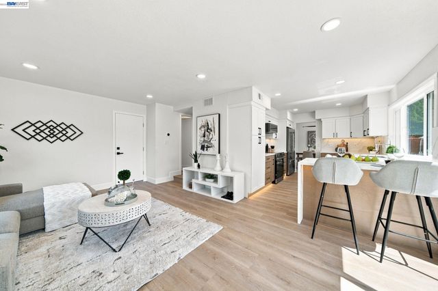 4408 Drywood ct, Union City, CA 94587