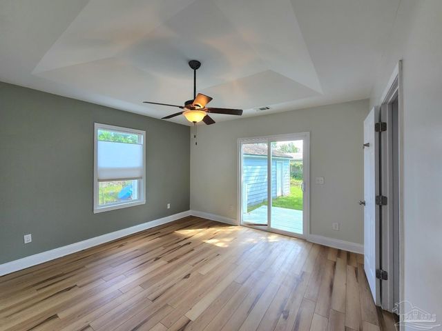 206 Berry Rd, Pensacola, FL 32507