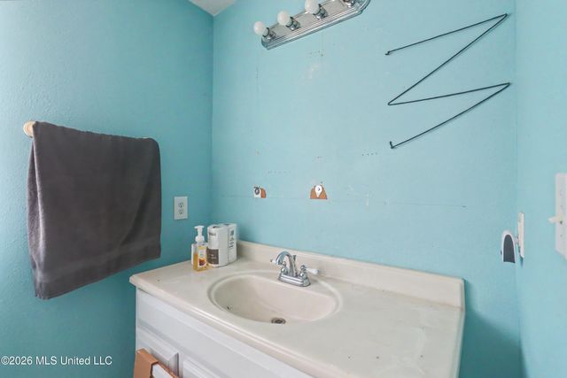 4508 Hickory Street, Pascagoula, MS 39567