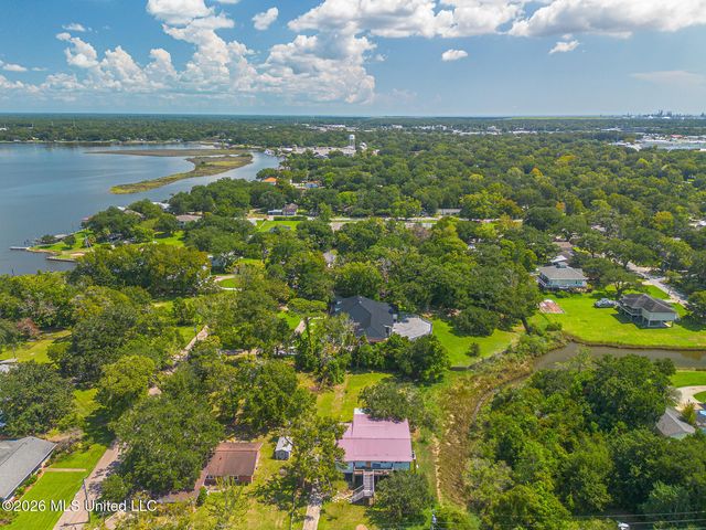 4508 Hickory Street, Pascagoula, MS 39567
