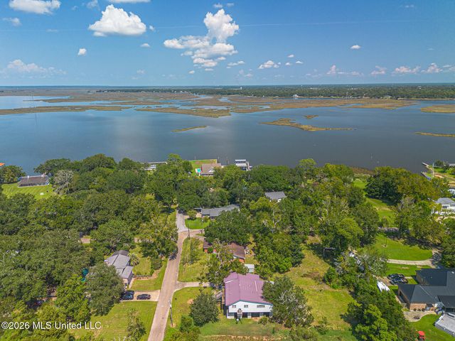 4508 Hickory Street, Pascagoula, MS 39567
