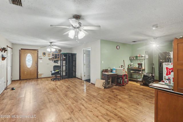 4508 Hickory Street, Pascagoula, MS 39567