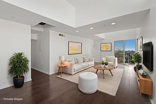 1704 National, San Diego, CA 92113