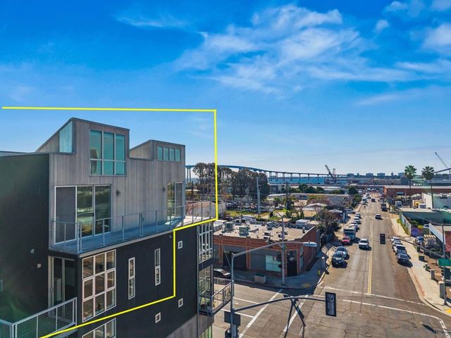 1704 National, San Diego, CA 92113