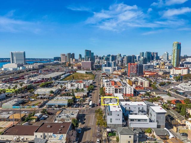 1704 National, San Diego, CA 92113