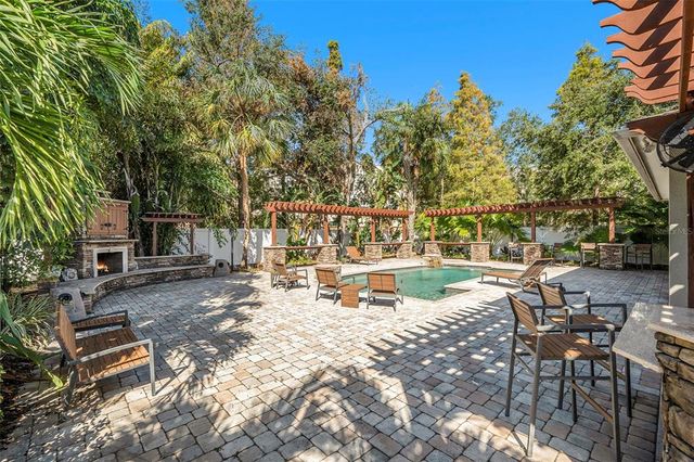 5701 S MACDILL AVENUE, Tampa, FL 33611