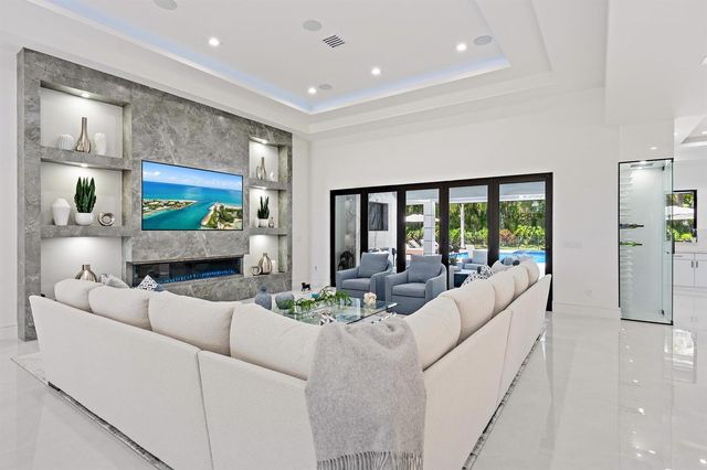 6087 Wildcat Run, West Palm Beach, FL 33412