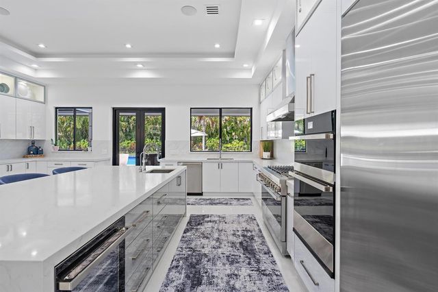 6087 Wildcat Run, West Palm Beach, FL 33412