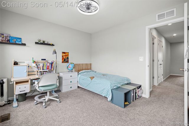 43235 Heron Drive, Novi, MI 48375