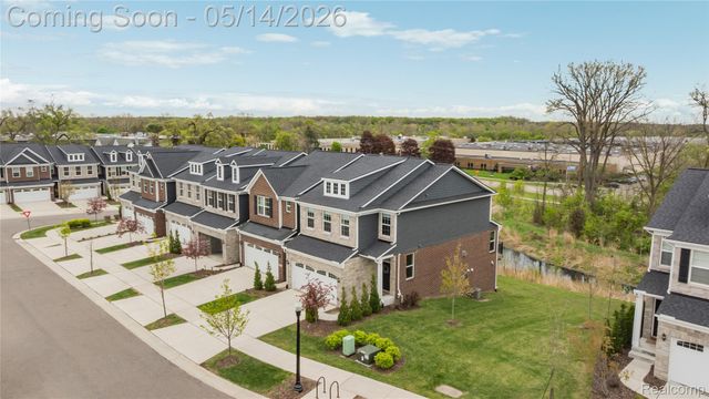 43235 Heron Drive, Novi, MI 48375