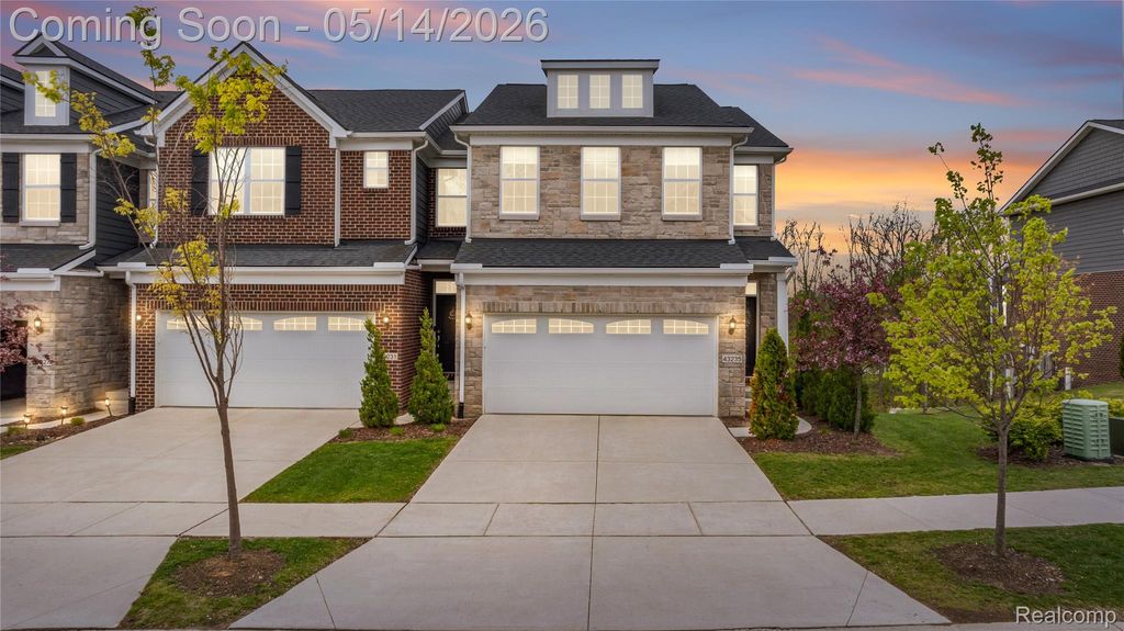 43235 Heron Drive, Novi, MI 48375