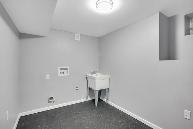 859 Fayette Street, Gary, IN 46403