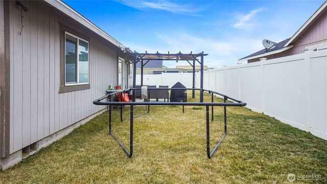 925 S 11th Avenue, Othello, WA 99344