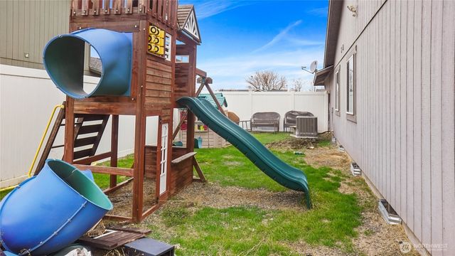 925 S 11th Avenue, Othello, WA 99344