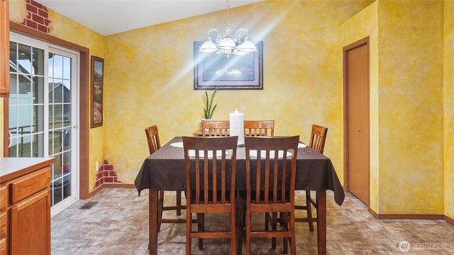 925 S 11th Avenue, Othello, WA 99344