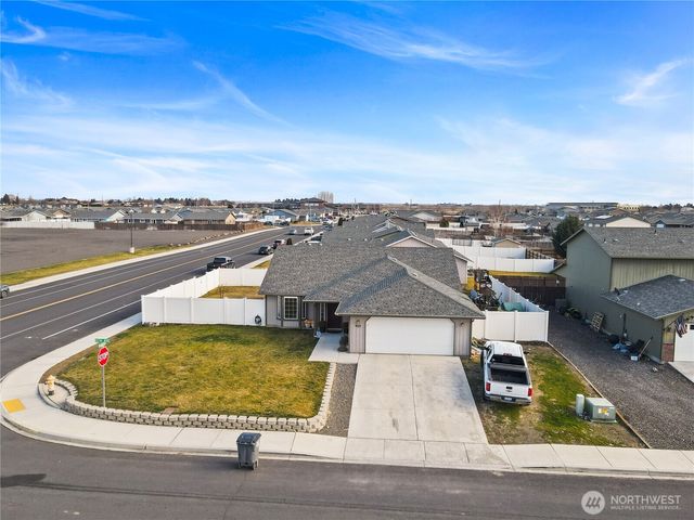 925 S 11th Avenue, Othello, WA 99344