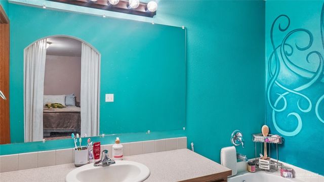 925 S 11th Avenue, Othello, WA 99344