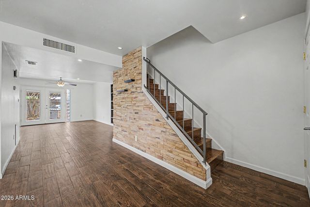 5943 N 83RD Street, Scottsdale, AZ 85250
