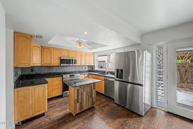 5943 N 83RD Street, Scottsdale, AZ 85250