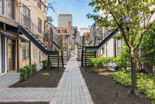 90 Normandy Avenue, TH66, Columbus, OH 43215