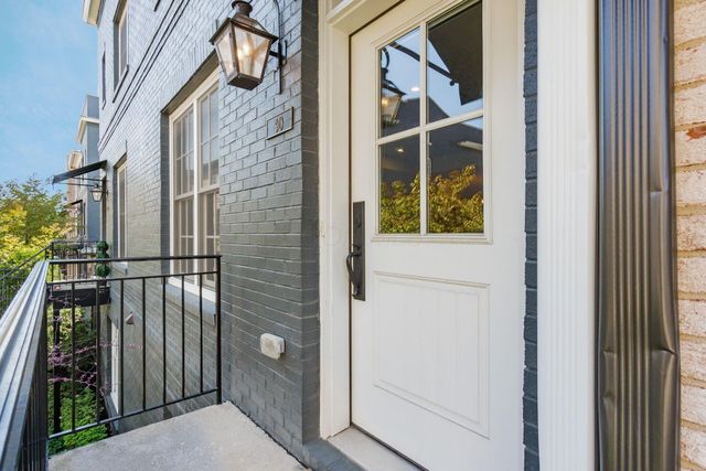 90 Normandy Avenue, TH66, Columbus, OH 43215