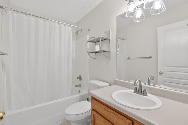 2613 Calais Ct, Murfreesboro, TN 37127