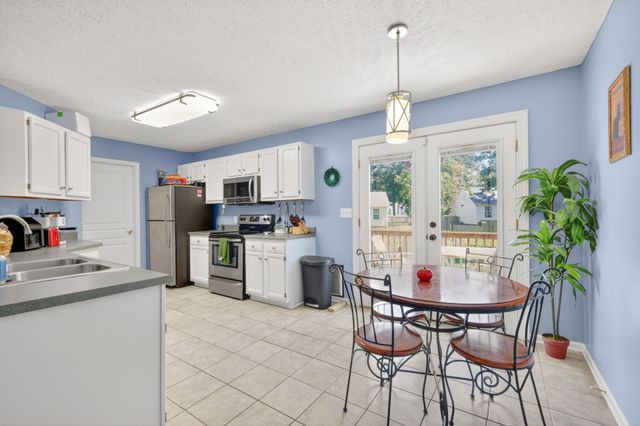 2613 Calais Ct, Murfreesboro, TN 37127