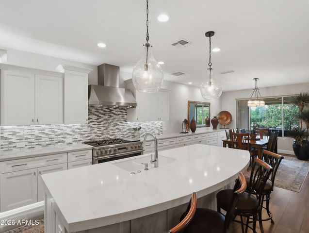 16637 W CATALINA Drive, Goodyear, AZ 85395
