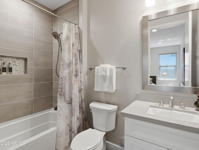 16637 W CATALINA Drive, Goodyear, AZ 85395