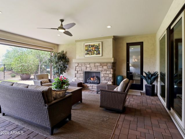 16637 W CATALINA Drive, Goodyear, AZ 85395