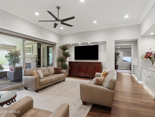 16637 W CATALINA Drive, Goodyear, AZ 85395