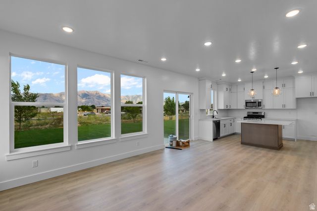 672 N 600 W, Tremonton, UT 84337