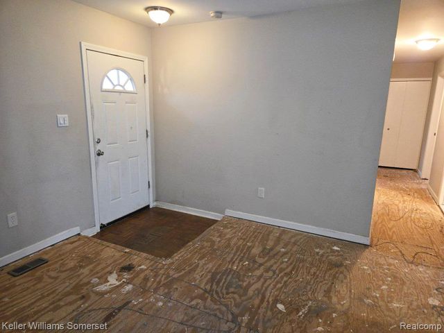 41314 Wessel Drive, Sterling Heights, MI 48313