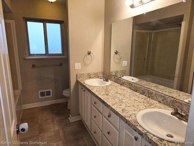 41314 Wessel Drive, Sterling Heights, MI 48313