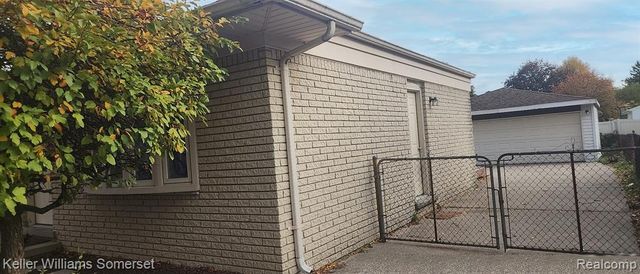 41314 Wessel Drive, Sterling Heights, MI 48313