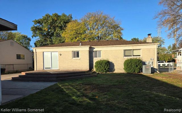 41314 Wessel Drive, Sterling Heights, MI 48313